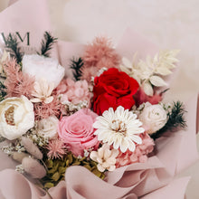 Load image into Gallery viewer, Sweetheart (Preserved)