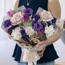 Load image into Gallery viewer, Lilac Dreams (Fresh)
