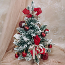 Load image into Gallery viewer, Let It Snow (Faux)
